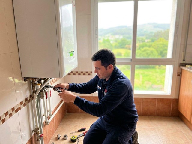 Cambio de calderas de gas por modelos de condensación en Narón