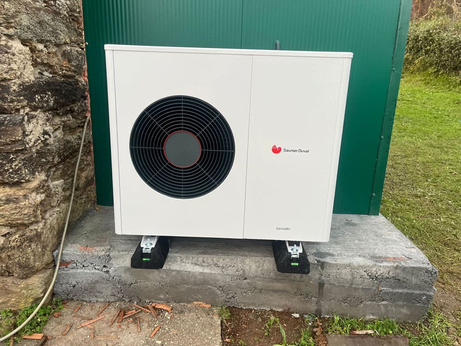 Reduce tu consumo con sistemas de energías renovables